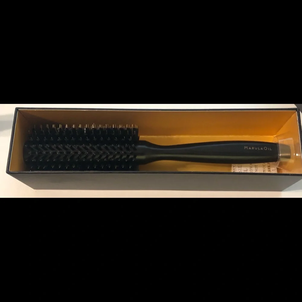 Paul Mitchell marula oil professional medium round brush. New in box